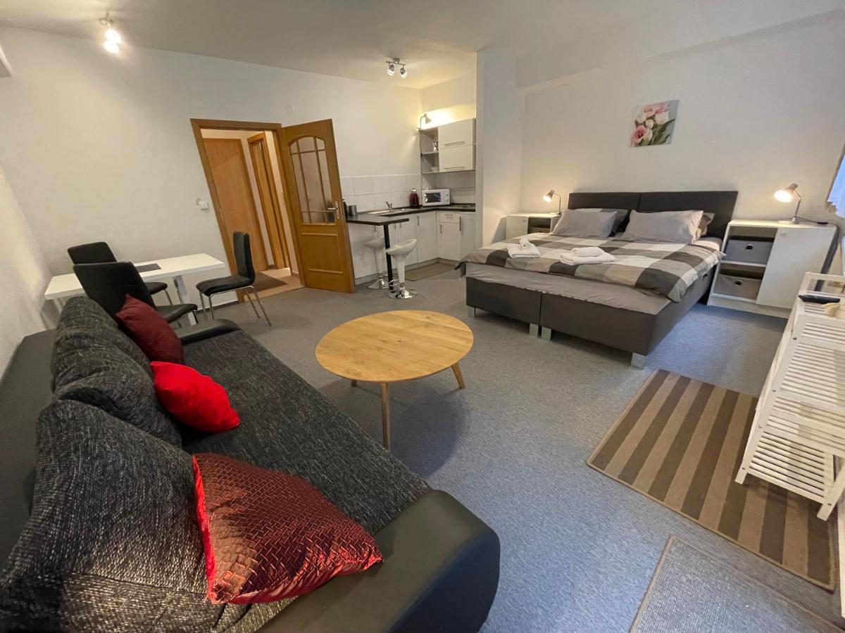Apartmany U Posty Jáchymov Exteriör bild